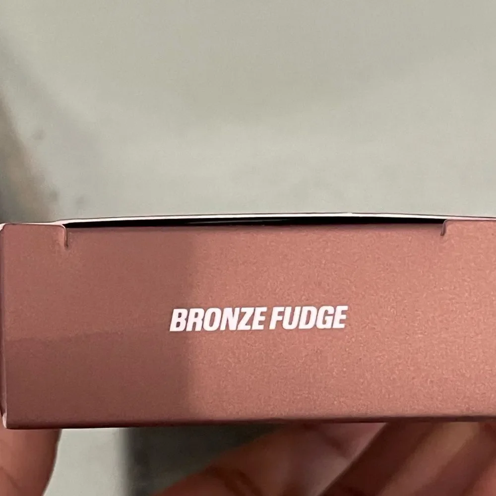 New Easy Blur Silicone-Free Smoothing Primer Bronze Fudge